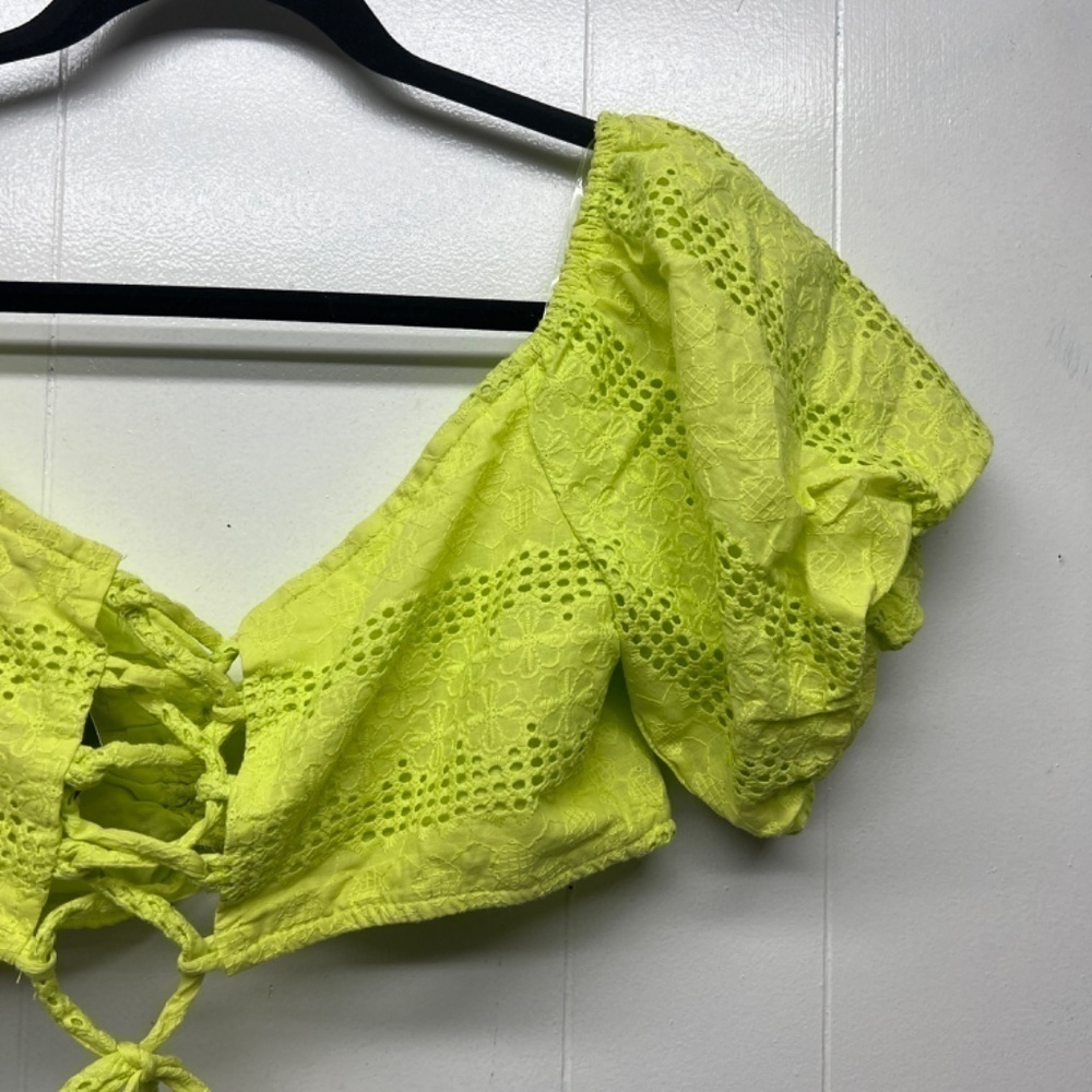 Wild Fable Lime Green Eyelet Lace Up Coquette Cropped Top Medium Puff Sleeves - Picture 10 of 15